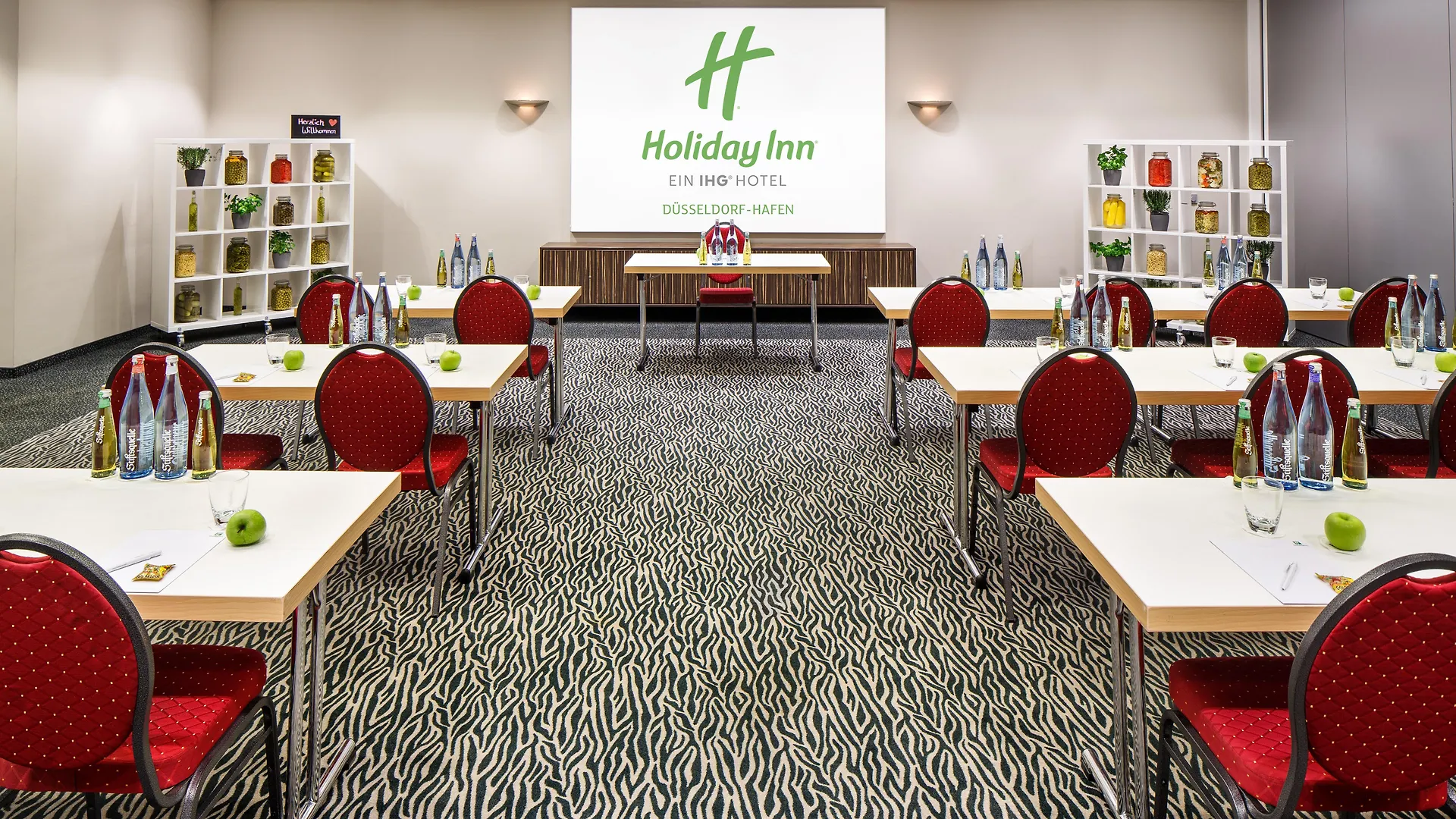 Holiday Inn Duesseldorf Hafen, An Ihg Hotel